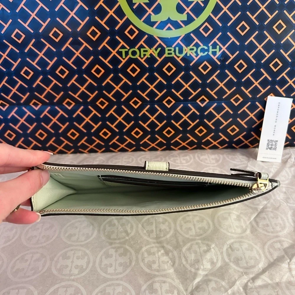 Tory Burch Chelsea Wristlet Bag Meadow Mist Green Gold